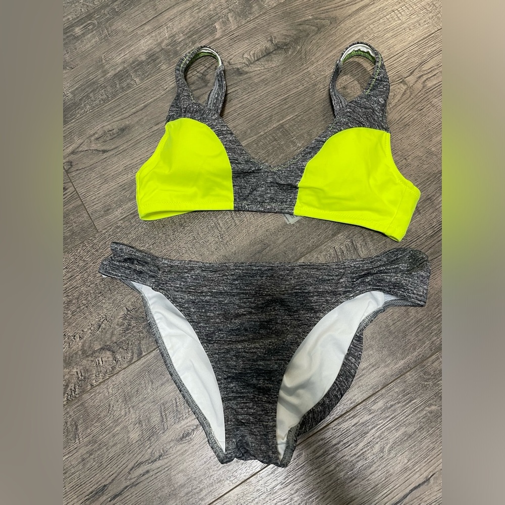 Vs Victoria’s Secret pink xs s marked gray neon yellow bikini swim suit set